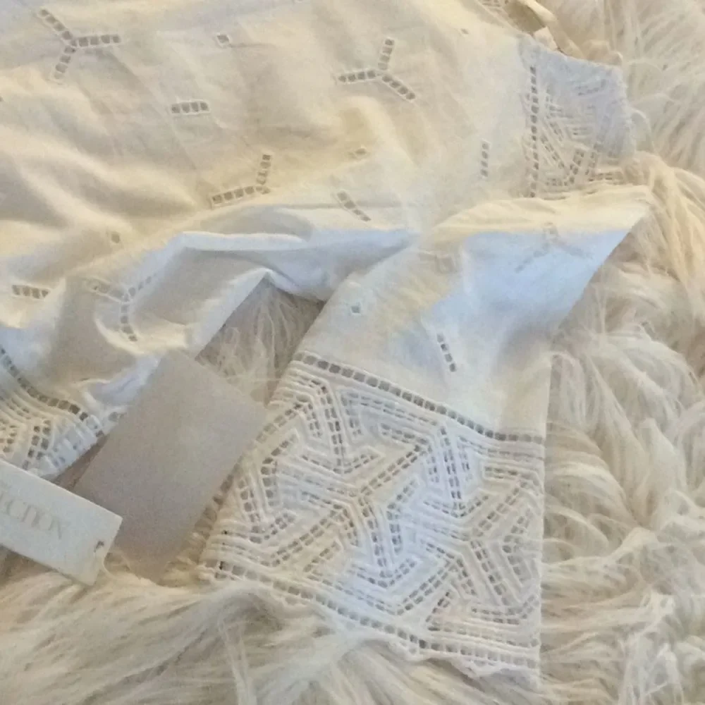 💞NORDSTROM Collection 💞stunning eyelet blouse - Picture 15 of 16